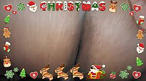 Vizinha crente com um bundão transa com um rapaz jovem sozinho em casa no natal
