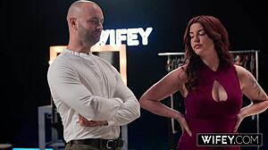 Wifey curvy redheaded hotwife kayla summers gets tag-teamed in front of hubby
