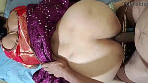 भाईया की साली लहंगा ब्लाउज में बिस्तर पर सौतेले भाई ने शिशकियां निकाल दी