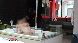 Fodendo A Moema Na Banheira Sem Camisinha With Brazilian Wife
