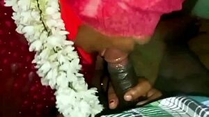 Indian desi nighty aunty smoothing sex in village