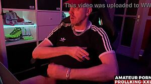 Amateur aims huge jizz load right at camera