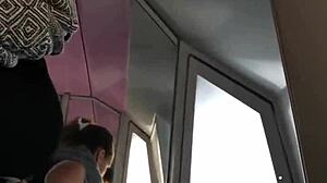 coquine dans le train