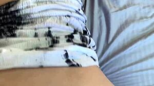 Fast riding amateurs creampied with orgasms