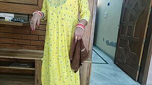 Gorgeous malkin nokar xxx sex with ovum and farting with clear hindi roleplay saarabhabhi6