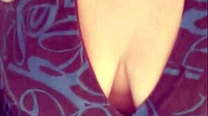 worship my sexy goddess piss from pussy