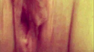 worship my sexy goddess piss from pussy