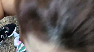 hotwife no dogging - mama desconhecidos na trilha leva porra nos peitos e o corno filma tudo