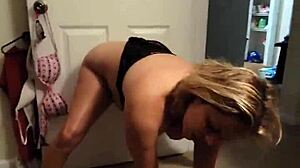 Amateur couple explores new homemade adventures with bbw ass