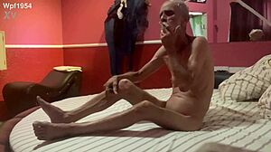 This couple is doing front and back masturbation in their amateur video.