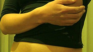 Queer Colombian activist's postporn video