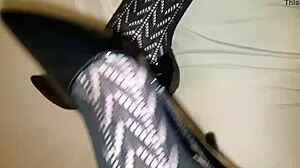 Italian milf shows off her skills in anal and fetish play on webcam