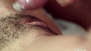 Sexy Latina takes it slow