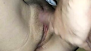 Amateur Fucks Stepsister's Hot Pussy Bareback