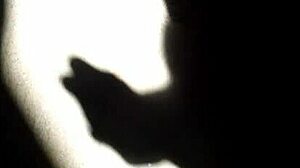 ombres chinoises shadow play masturbation scene