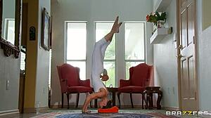 jenni lee says, 'stretch my pants and pull my groin' to johnny sins