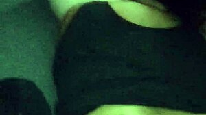 Can you lick this amateur pussy completely?