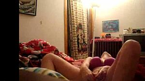 My First Webcam Masturbating Session with Amateurs Watching