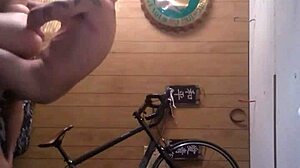 Ashley Kenny showcases natural beauty