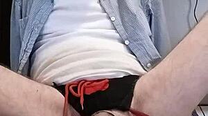 thomas odea jerks off his big cock