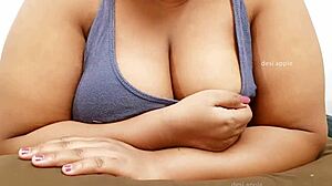 i love piyal's big sexy tits from kolkata