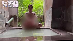 This acrobatic performance in the hot spring is amazing.