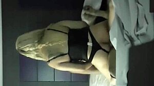 Cogiendo a policia auxiliar con grandes tetas