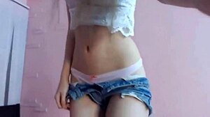 latina gets wet pussy masturbating