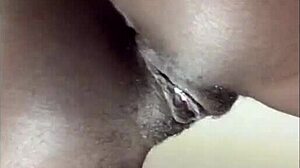 Babe twerks on vibrating dildo toy.