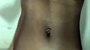 Babe twerks on vibrating dildo toy.