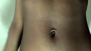 Babe twerks on vibrating dildo toy.