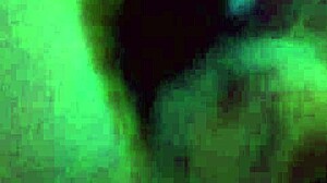 zorra enfiestada termina cogiendose a joven amante, confiesa que se porta mal y se coge a otros en la fiesta