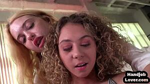 Kavita Bhabhi keményen baszva doggystyle-ban