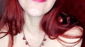 Fata argentiniană timidă tânjește după pula tare acum.