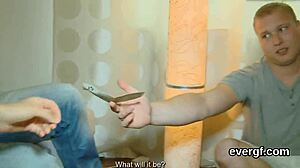 Mai visto un al verde lasciare amico scopare ex per soldi? 😲