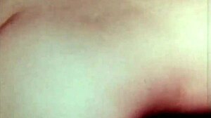 Den underbara världen av vintage-porr threesomes med håriga retro-stjärnor i vild gruppaction. Missa inte denna klassiska antika scen!