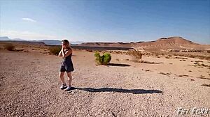 Hey üvey anne, bu yolculukta el işi yapar mısın? - Fifi Foxx