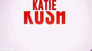 Squirt atan hamile sevgilim Katie Kush FFM üçlü aksiyonda.