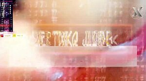 无聊的继姐妹在父母不在时疯狂舔阴道，湿得不可相信！