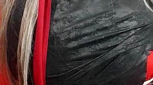 Ej, gledaj piratkinju Susi kako radi taj beli kurac sama!