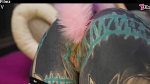 Eu quero ser sua gatinha safada em brincadeira bdsm lésbica selvagem