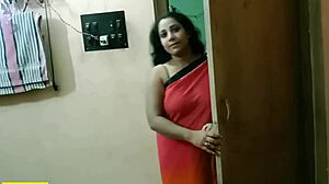 Индийская бхабхи поделена с нами для дикой хинди групповухи... черт, я имел в виду лучший хардкор когда-либо