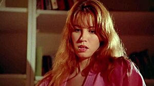 Raven błyszczy w oszałamiającym 1080p nagim pokazie fantazji