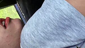 Izah และ Arabe หยุดรถเพื่อเย็ดป่าเถื่อนริมถนน