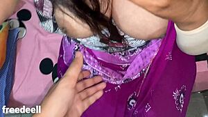 Devar Bhabhi domaća vrućina sa velikim sisama i ogromnim kurcem na hindiju XXX