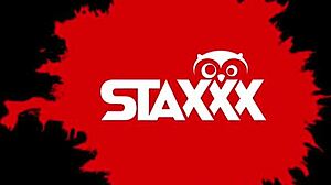 Sexy Latina Leslie Sierra zvládá masivní černý pták hluboko v sobě