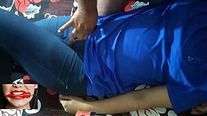 Kongkek Keras Interracial Adik Tiri India Di Luar