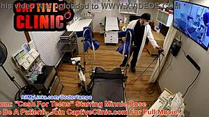 עירום מאחורי הקלעים עם מיני רוז תמורת כסף