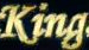 Petite Asiatique 18+ câline un Blanc en chat webcam