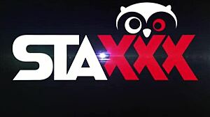 sexet russisk teen 18+ beder om dyb anal creampie